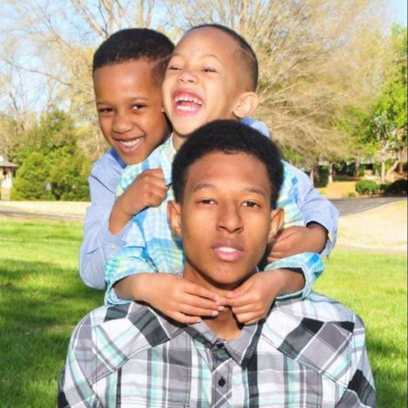 Meet your Posher, Mark - Picture 1 of 1